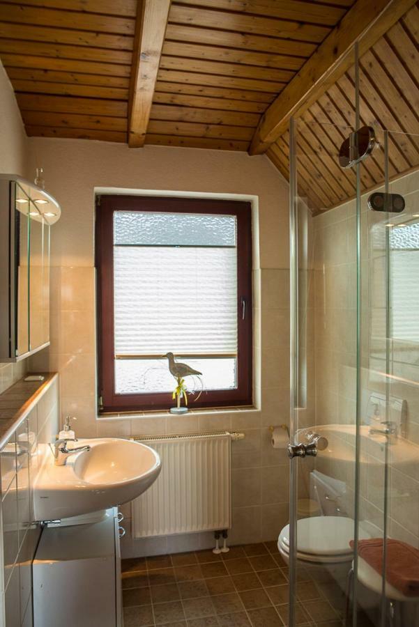 Zwei Ferienwohnungen Ankerpatz 70 Qm Mit Loggia & Puppenstube 50 Qm Mit Gartenterrasse In Hagenburg Naehe Steinhuder Meer Eksteriør billede