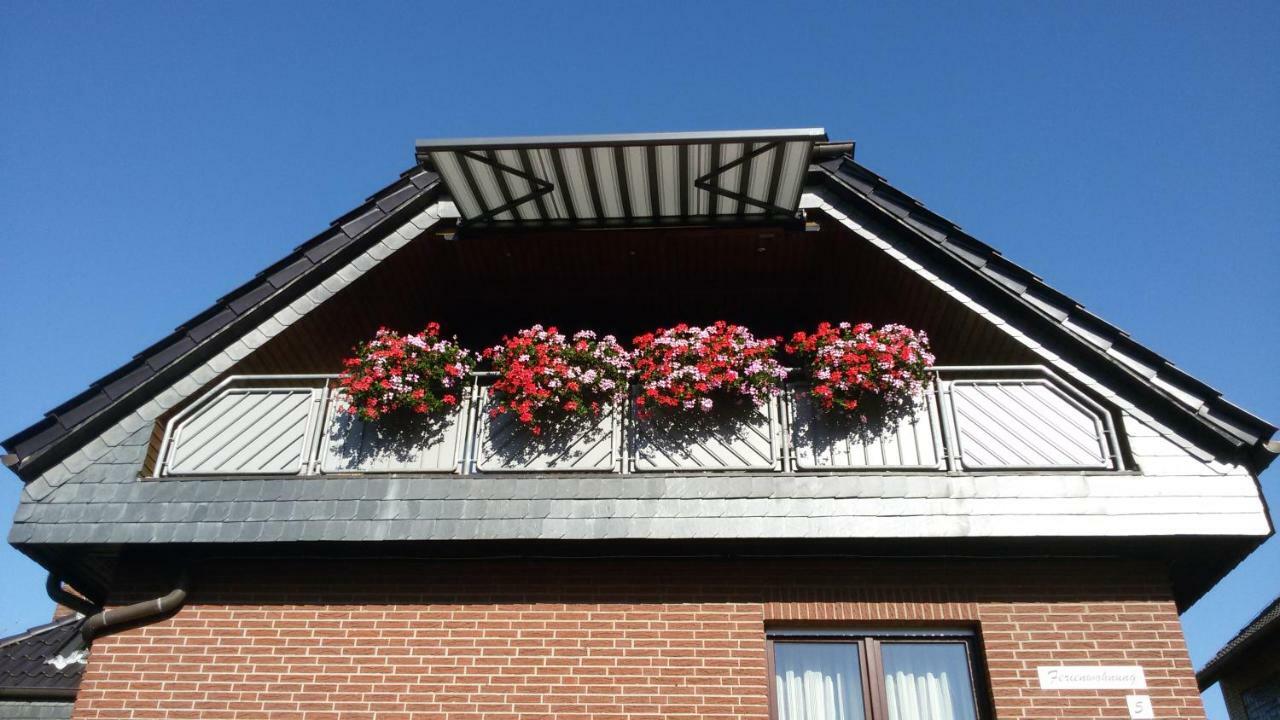 Zwei Ferienwohnungen Ankerpatz 70 Qm Mit Loggia & Puppenstube 50 Qm Mit Gartenterrasse In Hagenburg Naehe Steinhuder Meer Eksteriør billede